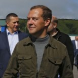 Putin saadaks Medvedevi Washingtoni