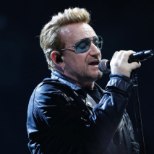 U2 pühendas laulu terroriohvritele
