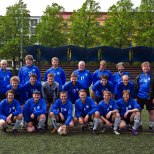 Eesti ja Soome näitlejad mängivad jalgpalli