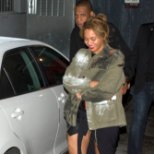 E! News: Beyoncé on lapseootel