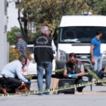 FOTOD | Ankaras üritas noaga relvastatud mees rünnata Iisraeli saatkonda