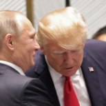 USA ENDISED LUUREJUHID: "Putin mõjutab Trumpi. Riik on ohus." 