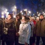 GALERII | Ülikoolilinn tähistas Tartu rahu aastapäeva tõrvikurongkäiguga