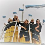 VIDEO | Vaata, kuidas ansambel The Ilves Sisters Eestimaale õnne soovib!