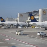 Lufthansa teatas rekordkasumist