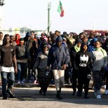 Põgenikevool Itaaliasse kasvab
