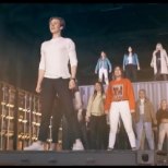 Superstaarisaate finalist Jaagup Tuisk avaldas võimsa muusikavideo, milles lööb kaasa ligi 70 tantsijat