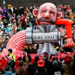 USKUMATU ALLAKÄIK: Martin Schulzist sai Saksamaa välisministri asemel hakkliha