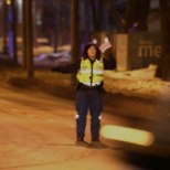 FOTOD | Tallinnas Narva maanteel sütitas lühis diivani, liiklus oli tugevasti häiritud
