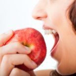 Mida süüa, et hoida hambad tervena?