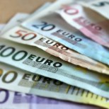 GRAAFIK | Ministeeriumi prognoosi järgi tõuseb eestlase kuupalk 10 742 euroni