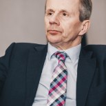 Jürgen Ligi: Sesteri avaldus venekeelse hariduse lõpetamise kohta tuli luuavarrest 