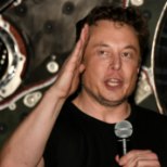 Briti sukelduja nõuab Elon Muskilt pedofiiliasüüdistuse eest 75 000 dollarit hüvitist