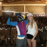 Kelly Sildaru kohtus Keenias 400 kohaliku koolilapsega, vestlust vürtsitas kaasas olnud suusavarustus