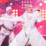 Christina Aguilera esineb suvel Soomes