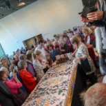 GALERII | Eesti Rahva Muuseum tähistas 110. sünnipäeva, kus pisteti pintslisse 110kilone hiigeltort