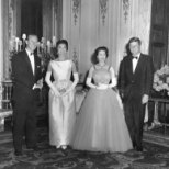 Meenuta, kuidas Jackie Kennedy ja kuninganna Elizabeth II üksteisele pinnuks silmas olid!