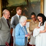 Kuninganna Elizabeth II ei osale pisi-Archie ristimisel