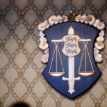 NARKO JA VÄLJAPRESSIMISED: prokuratuur saatis kuritegeliku jõugu kohtu ette