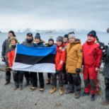 President Kaljulaid jõudis Antarktikasse: polaaralad on kliimamuutustele eriti tundlikud