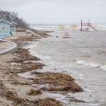 GALERII | Pärnu rannas ja jõeäärsetel aladel on vesi tõusmas kriitilise piirini