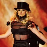 Britney Spears põrmustas nii The Beatlesi kui ka Led Zeppelini