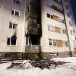 Narvas põlenud kortermaja elanikud: „Hukkunud naisest jäi maha kaks väikest last.“