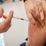 VAKTSIINIDE KÕRVALTOIMED: teatati ka trombotsütopeeniast, mille seost vaktsiiniga ei saa välistada
