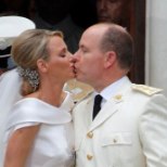 PUINE SUUDLUS JA PÕGENEV PRUUT: Monaco vürst tähistas 10. pulma-aastapäeva ilma naiseta!