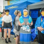 GALERII | Tartu talisuplejad tähistasid vabariigi aastapäeva omamoodi pingviinide paraadiga