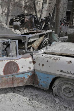 GALERII | Süüria vanahärra hoiab sõja kiuste oma vanade autode kogu