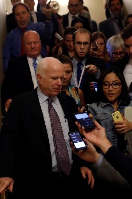 OBAMACARE'I PÄÄSTJA? John McCaini hääl rikkus vabariiklaste plaanid