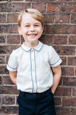 Fännid šokis: viieaastane prints George käis elu esimesel tedrejahil