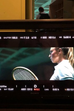 TULE VAATAMA! Räppar Reket mängib videovõtetel tennist Anett Kontaveidiga