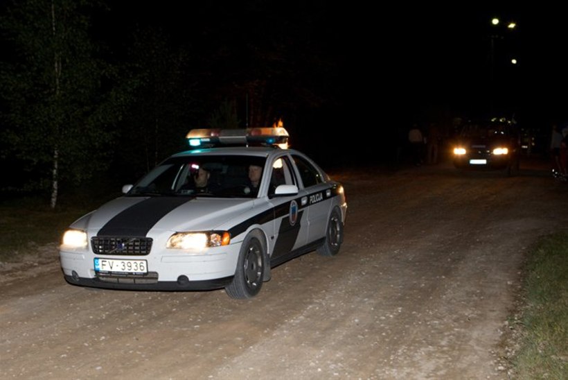 Läti politsei käib Eestis korda hoidmas