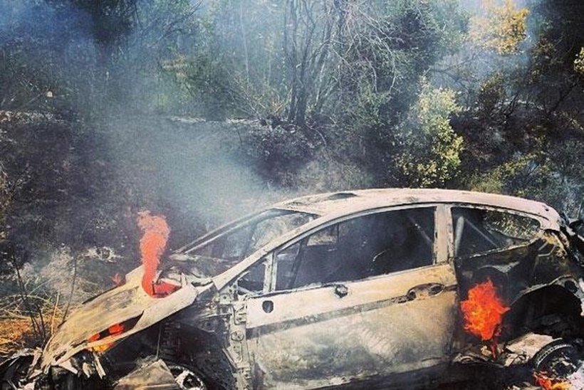 PILTUUDIS: Mikko Hirvoneni auto põles vrakiks