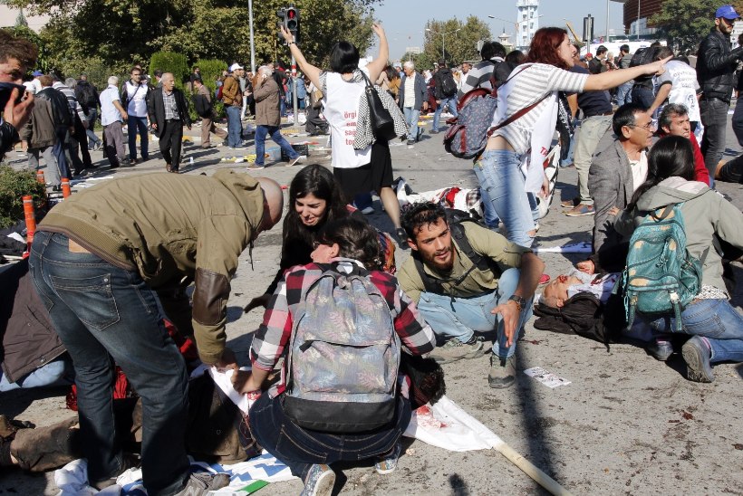 GALERII ja VIDEO | Ankaras plahvatas pomm, vähemalt 86 inimest on saanud surma