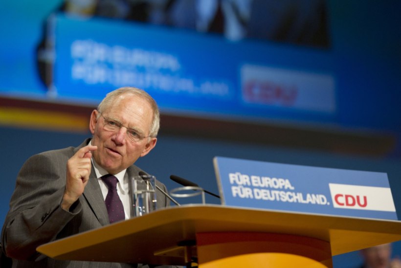 Merkel ja Schäuble toetavad sõjaväe abi Saksamaa korrakaitsel