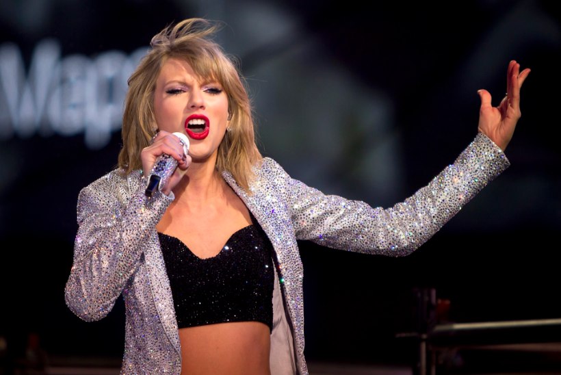 IMEARMAS TEGU: Taylor Swift tegi oma vähihaigele fännile üllatusvisiidi