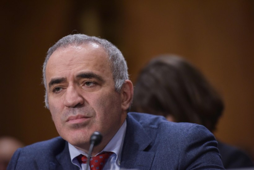 Kasparov: Putin sureb Kremlis