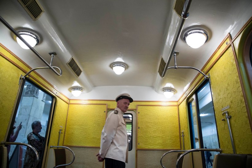 GALERII | Moskva metrool täitus 80 aastat