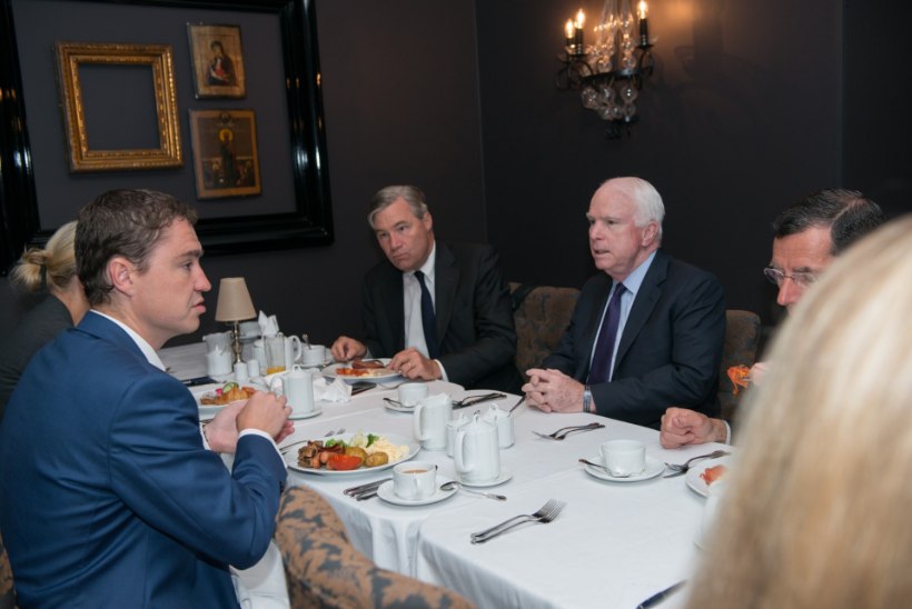 GALERII | Rõivas McCainile: USA kohalolek on üks regiooni julgeoleku võtmetegureid
