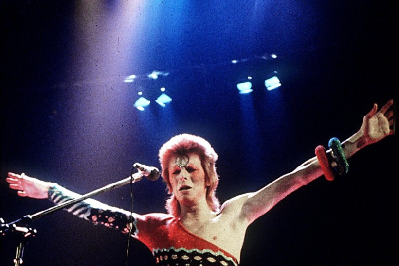 David Bowie – tulnukas, kes kukkus Maale