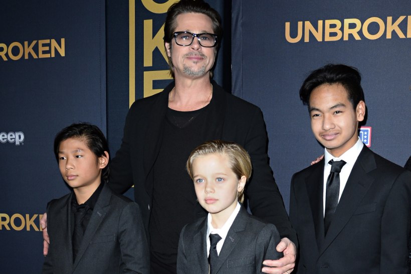 Üle pika aja lastega kohtunud Brad Pitt murdus