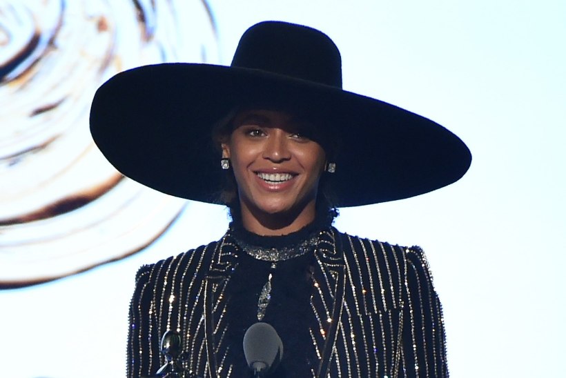  Beyoncé napsas Michelle Obama eest moeikooni tiitli