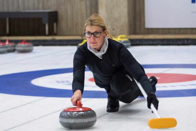 Curlinguhooaeg algas intrigeerivalt: Mölder ja Lill koduvõistlusel poolfinaalis, MMi 6. paar tagapool