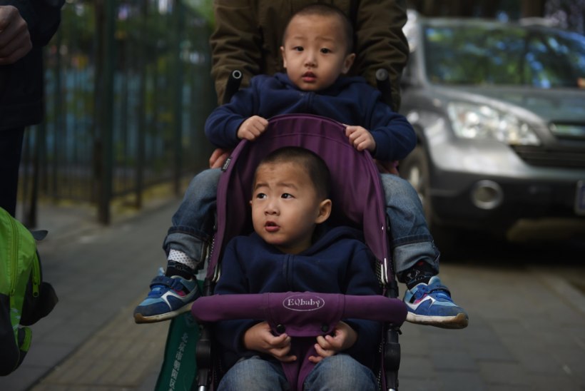 Kahe lapse poliitika esimesed viljad: hiinlaste iive on hakanud tõusma