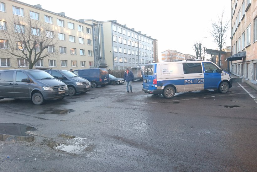 FOTOD | Tallinnas viidi politseinikele vastu hakanud mehed kainestusmajja