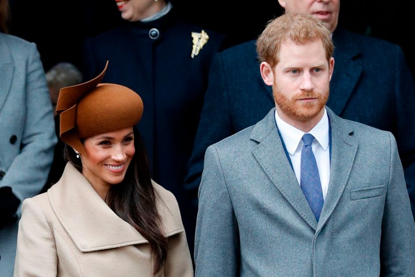 FOTOD | Prints Harry kihlatu viibis kuningaperega jõulujumalateenistusel