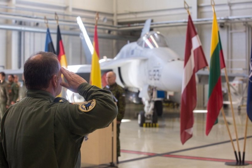 FOTOD | Saksa õhuväelased andsid Balti riikide õhruumi turvamise üle hispaanlastele